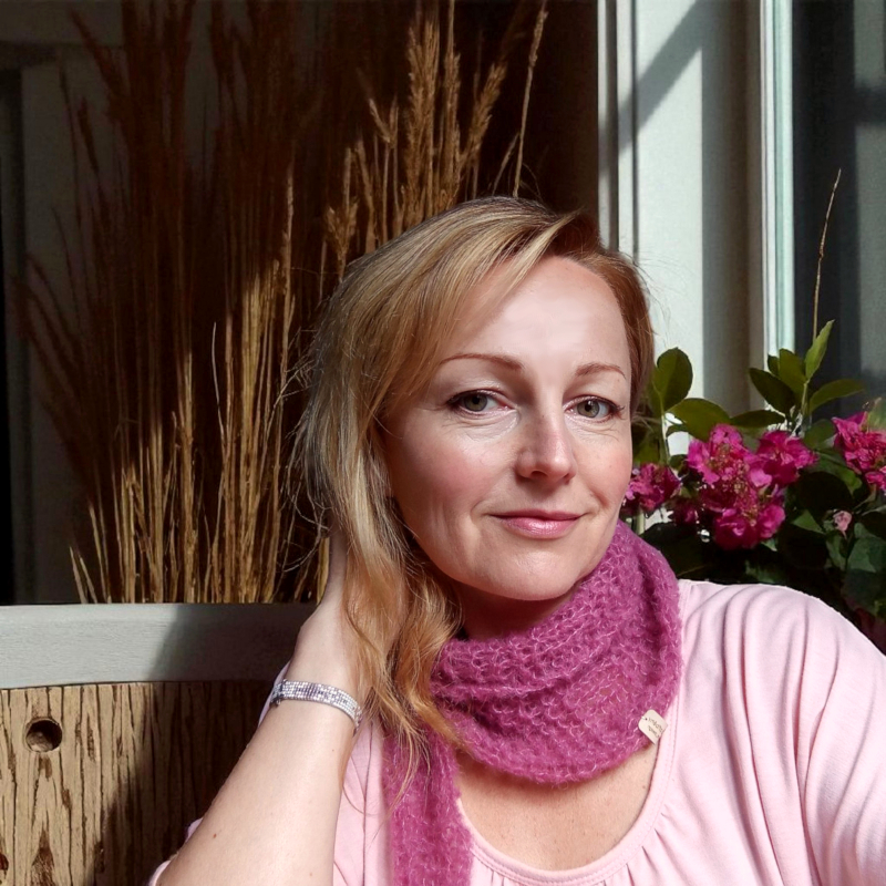 satek hedvabi alpaka zapletene pribehy milena musilova